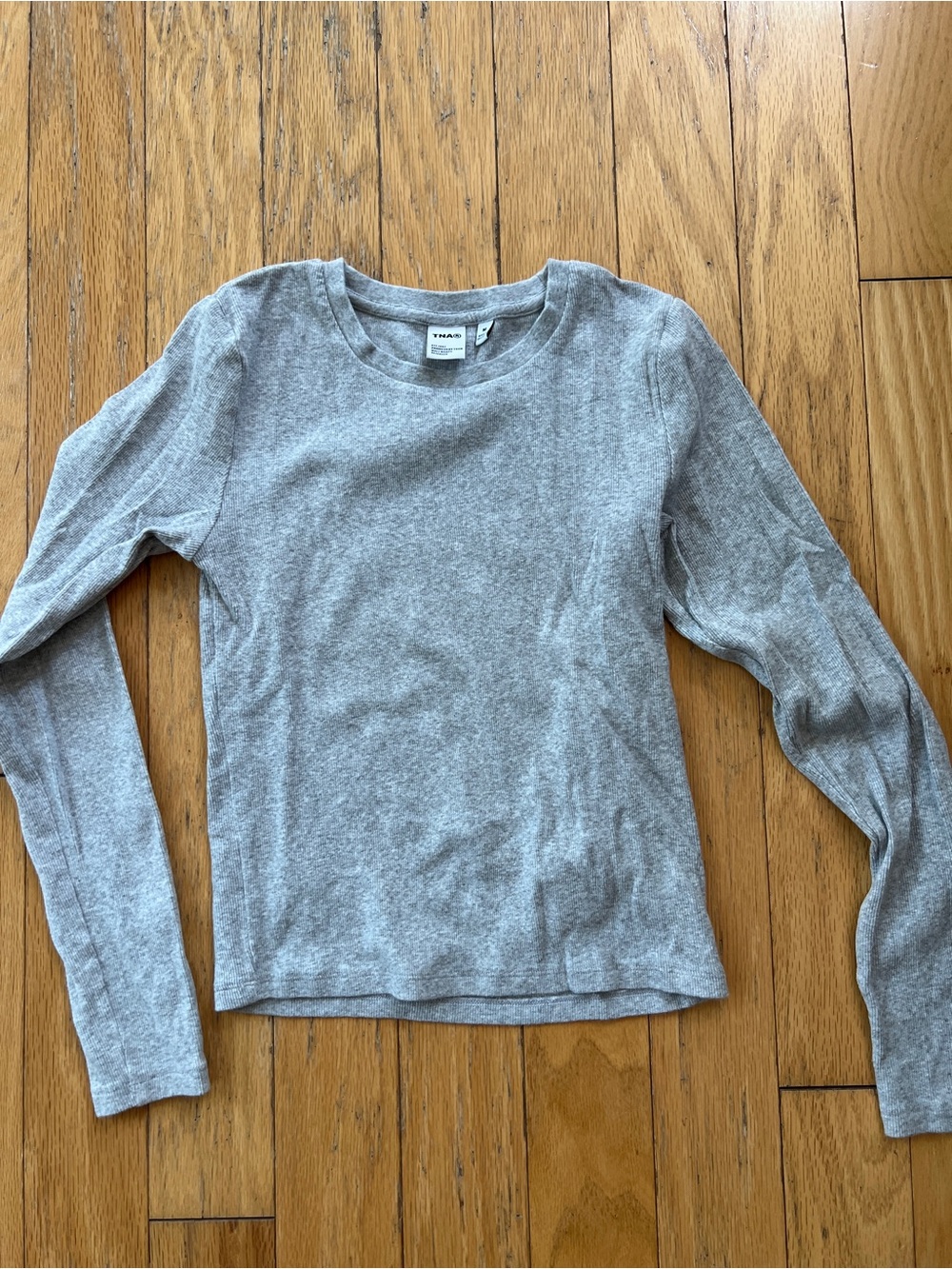 Aritzia TNA Light Gray Long-Sleeve Ribbed Crewneck Tee